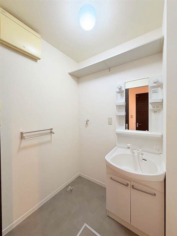 パインテイル　Ｂ棟の物件内観写真