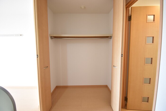 パラディー森塚の物件内観写真