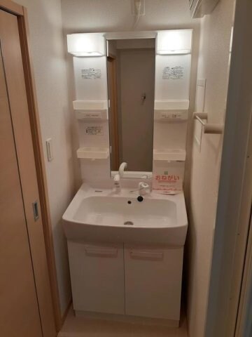 サン・フィオーレⅢの物件内観写真