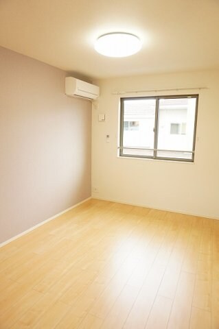 ルーベル太田Ｂの物件内観写真