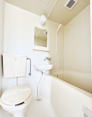 コーポリバーサイドの物件内観写真