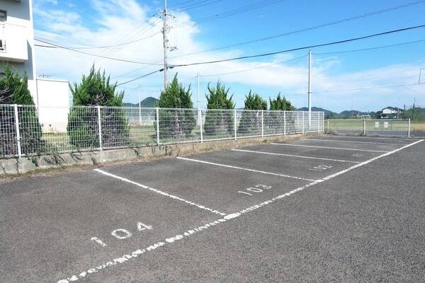 ビレッジハウス野間田1号棟の物件外観写真