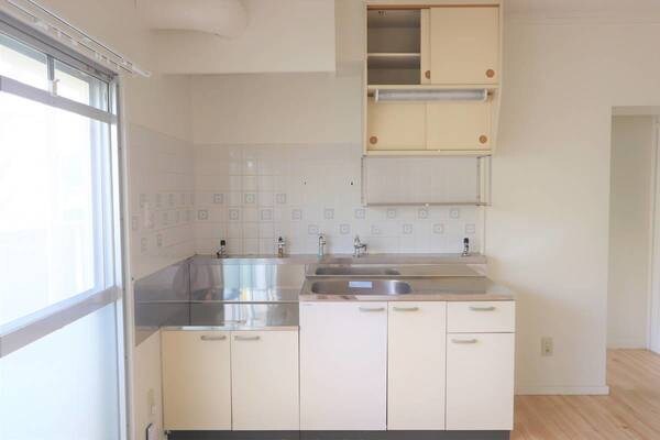 ビレッジハウス野間田1号棟の物件内観写真