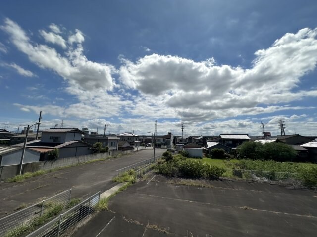 伏石駅 徒歩13分 2階の物件内観写真