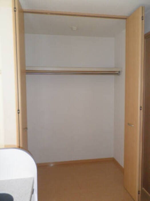 パラディー森塚の物件内観写真