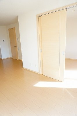 エルディム　トミダの物件内観写真