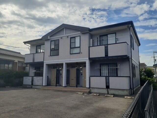 グランディール・堀越の物件外観写真