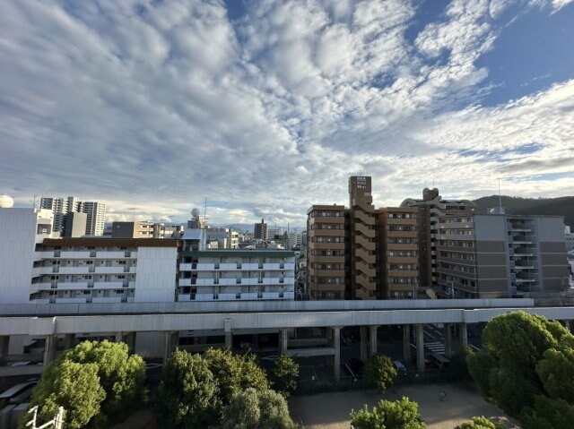 栗林公園駅 徒歩2分 7階の物件内観写真