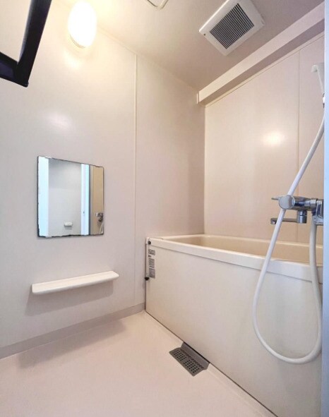 岩藤マンションの物件内観写真