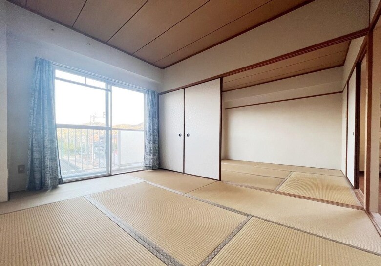 岩藤マンションの物件内観写真