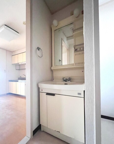 岩藤マンションの物件内観写真