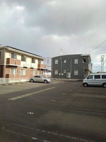 グラスランドレジデンスＪの物件外観写真