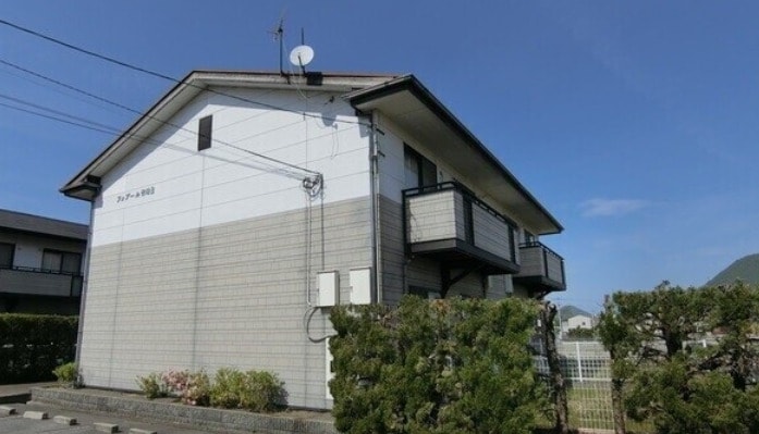 フォブール竹峰Ｂの物件外観写真