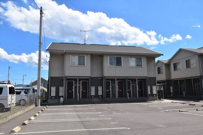 アリエッタA棟の物件外観写真