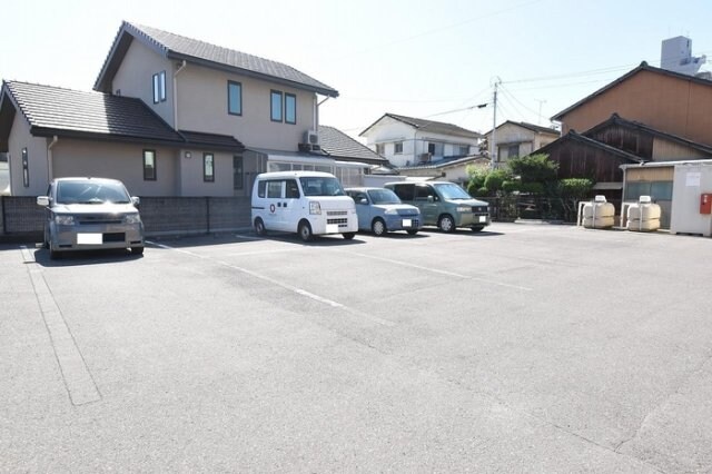 グランツ松島Bの物件外観写真