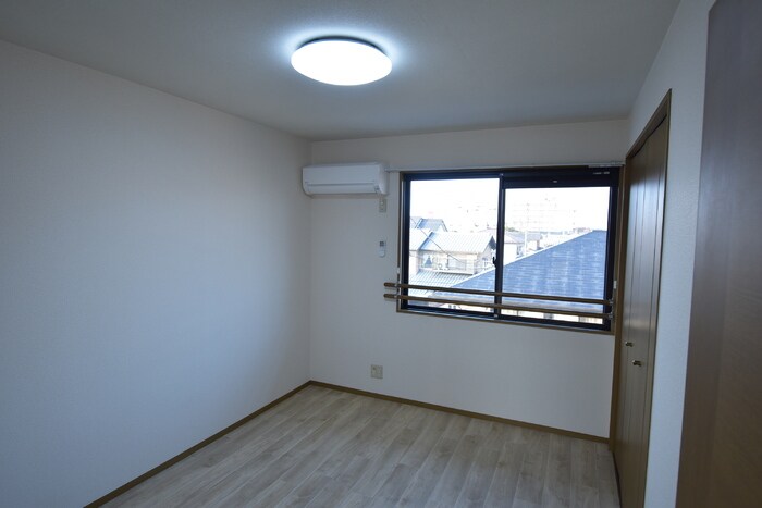 グランツ松島Bの物件内観写真