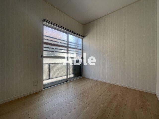 高松町貸戸建の物件内観写真