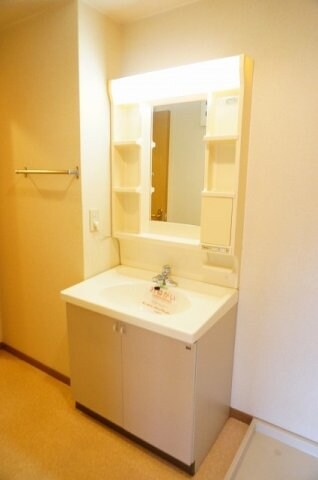 ララ・メゾン　Ａの物件内観写真