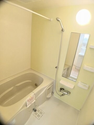 ルルディ　Ａの物件内観写真