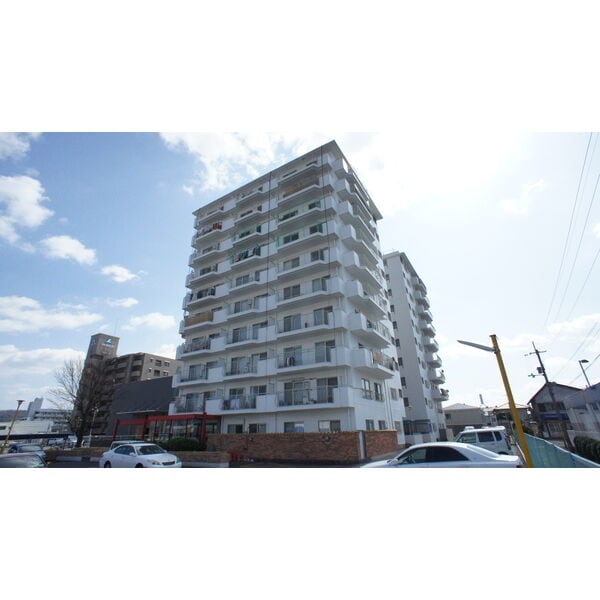 ハイマート屋島の物件外観写真