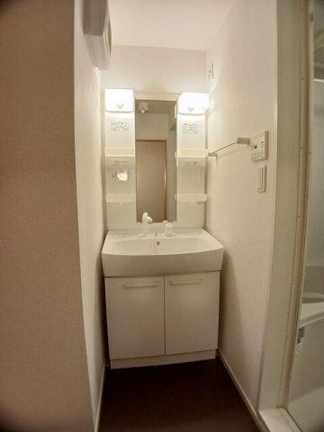 リジエール　タンドルＡの物件内観写真