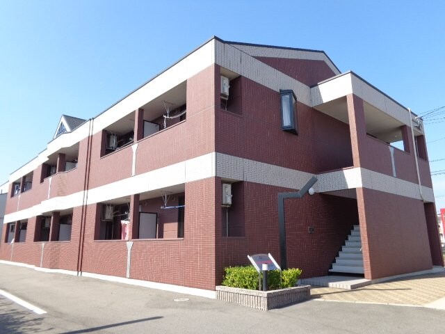 ヴァンルージュの物件外観写真