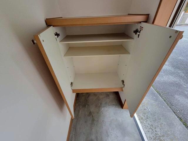 レジデンス鹿島の物件内観写真