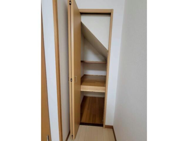 レジデンス鹿島の物件内観写真