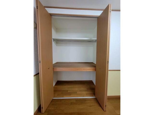 レジデンス鹿島の物件内観写真