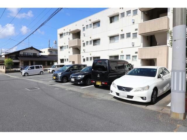 パークハイム作町の物件外観写真