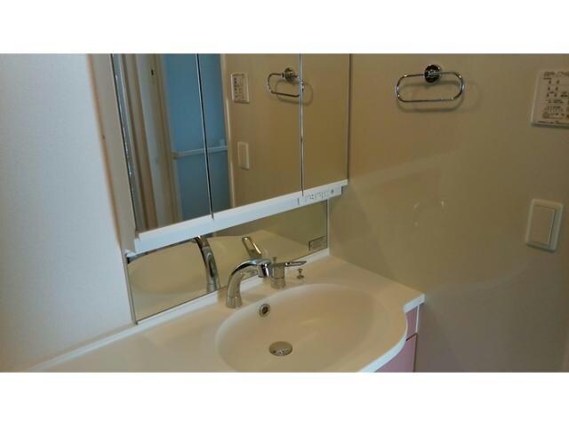 アズール　Eの物件内観写真