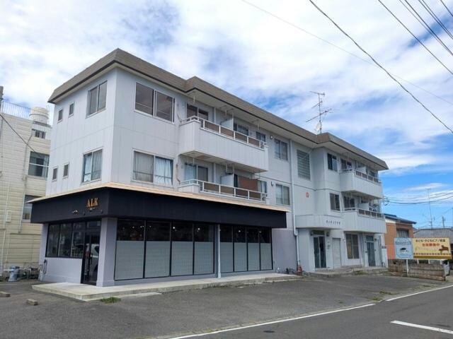 ロイヤルプラザの物件外観写真