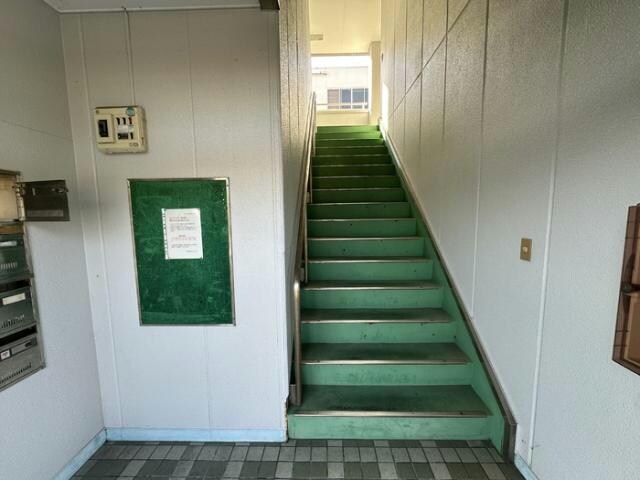 ロイヤルプラザの物件外観写真