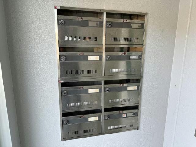 ロイヤルプラザの物件外観写真