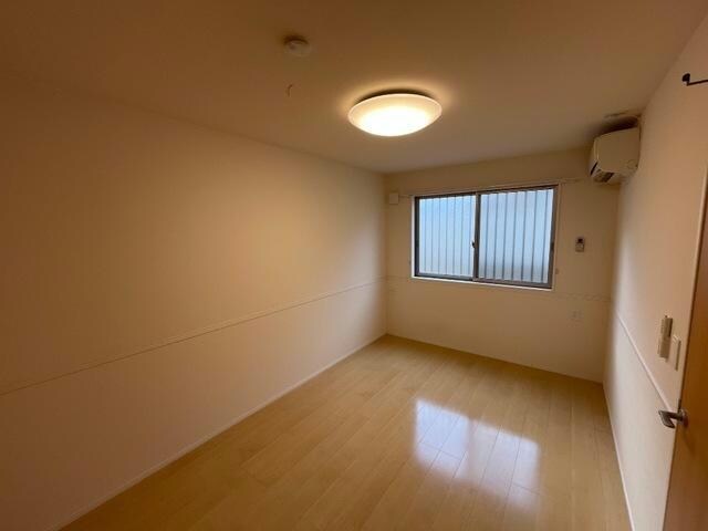 コリーナ・デ・カオンの物件内観写真