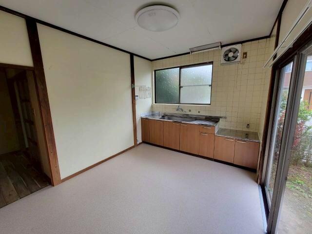 上野原貸家の物件内観写真