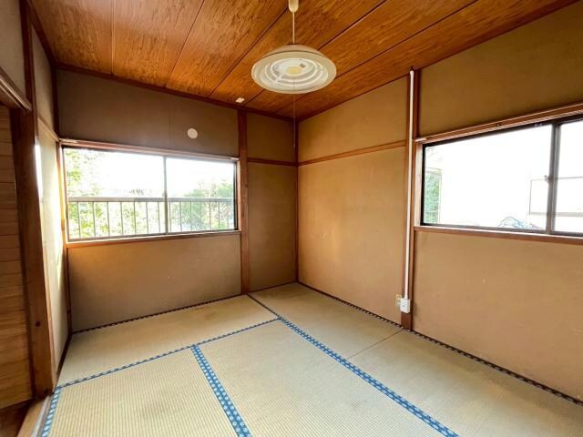 高坂御殿貸家の物件内観写真