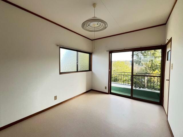 高坂御殿貸家の物件内観写真