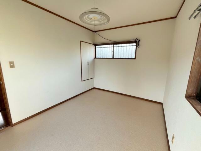 高坂御殿貸家の物件内観写真
