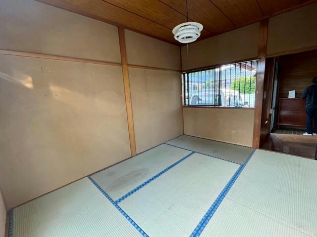 高坂御殿貸家の物件内観写真