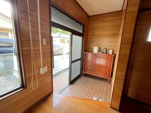 高坂御殿貸家の物件内観写真