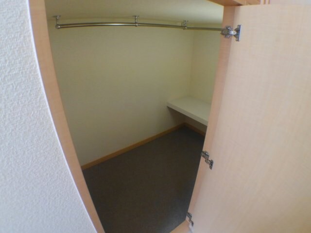 レオパレスベトレーテンナーベの物件内観写真