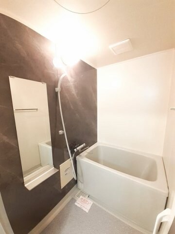 メゾンジャルダン黒嶋Ｂの物件内観写真