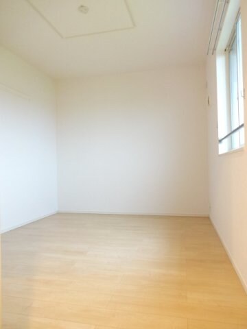 シュウプリングＡの物件内観写真