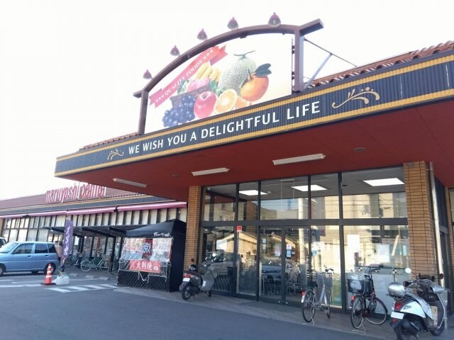 レオパレスクリスマスローズの物件外観写真