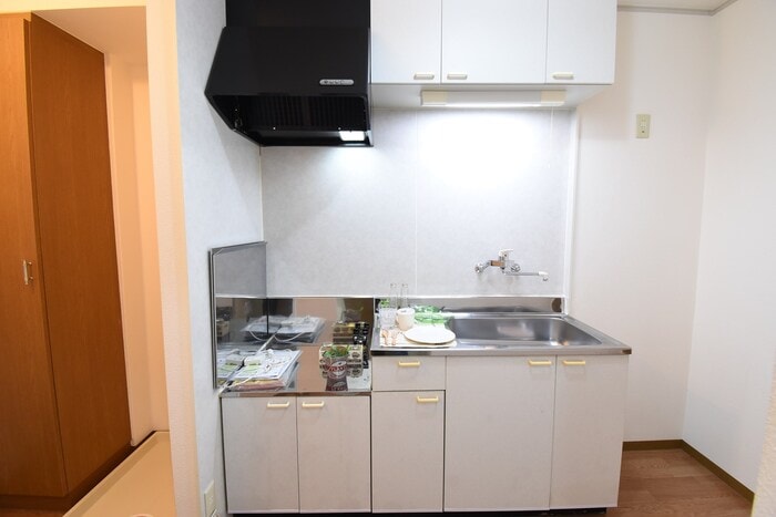 シャインポート屋島 F棟の物件内観写真