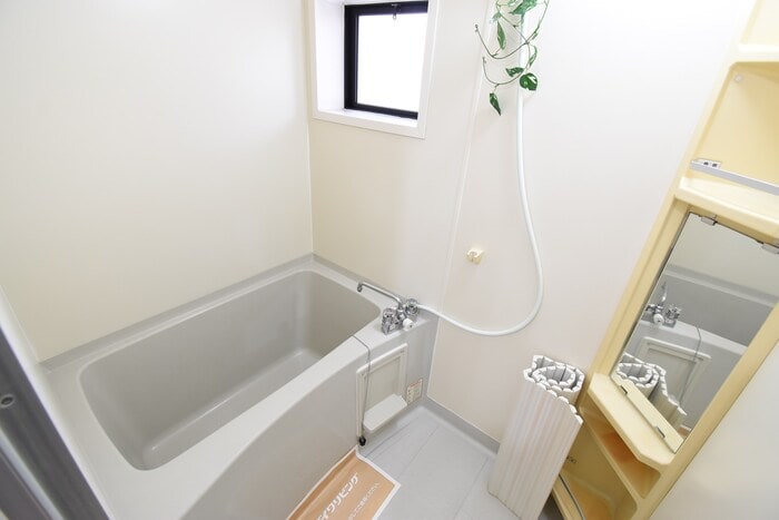 シャインポート屋島 F棟の物件内観写真