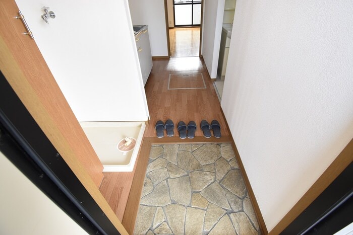 シャインポート屋島 F棟の物件内観写真