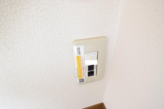 シャインポート屋島 F棟の物件内観写真