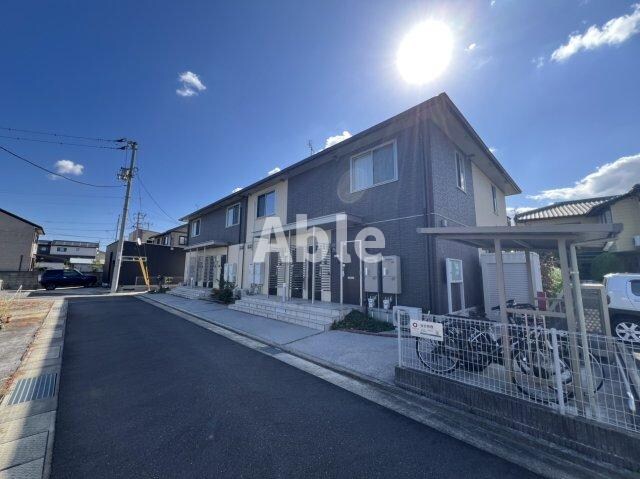 ZEFIROの物件外観写真